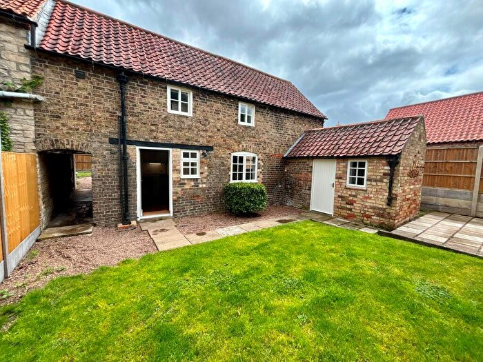 2 Bedroom Cottage To Rent In High Street, Cherry Willingham, LN3