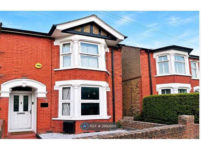 5 Bedroom Semi Detached House To Rent In Melrose Road, Pinner, HA5