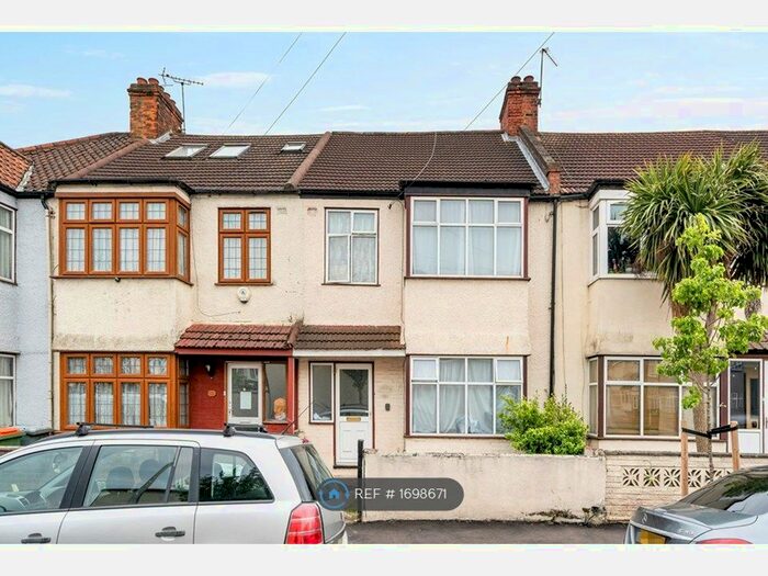 3 Bedroom Terraced House To Rent In Dorset Road, London, E7