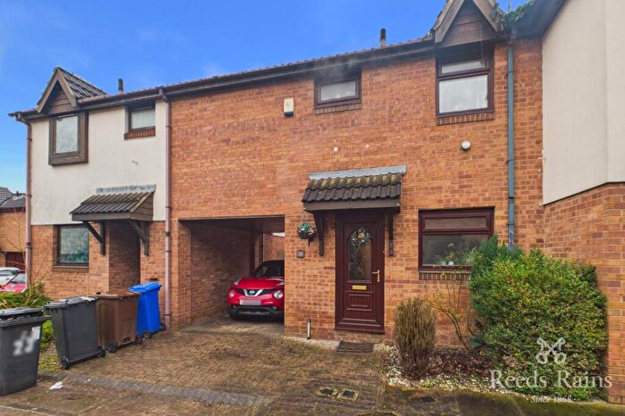 2 Bedroom Terraced House For Sale In Woodspring Court, Sheffield, South Yorkshire, S4