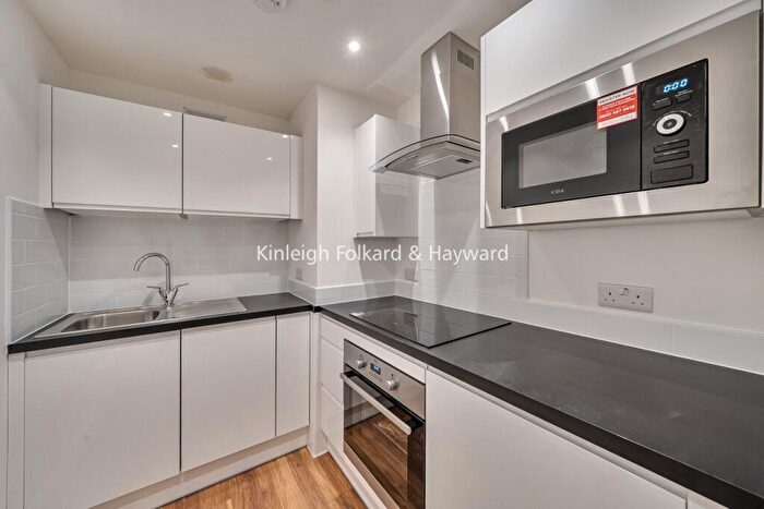 1 Bedroom Flat To Rent In Cormont Road, London, SE5