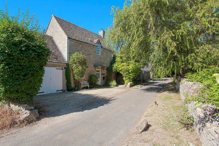 3 Bedroom Cottage For Sale In Church Street Old Kidlington, OX5