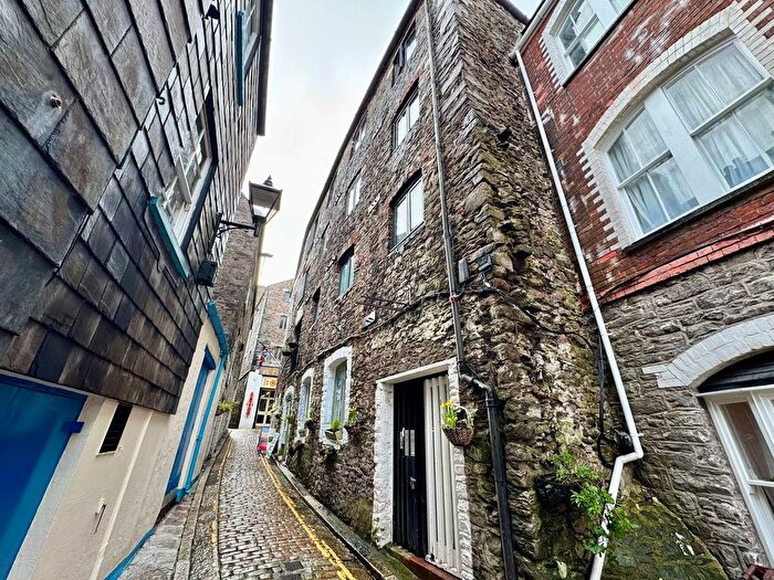 2 Bedroom Flat For Sale In White Lane, Plymouth, PL1