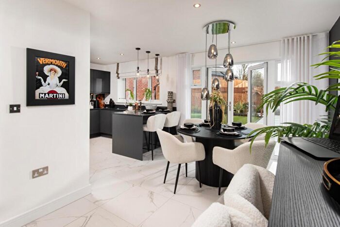 4 Bedroom Detached House For Sale In Grange Road, Hugglescote, LE67