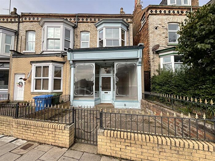 3 Bedroom Property To Rent In Gladstone Road, Scarborough, YO12