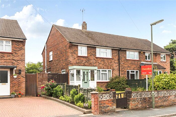 3 Bedroom Semi-Detached House For Sale In Star Post Road, Camberley, GU15