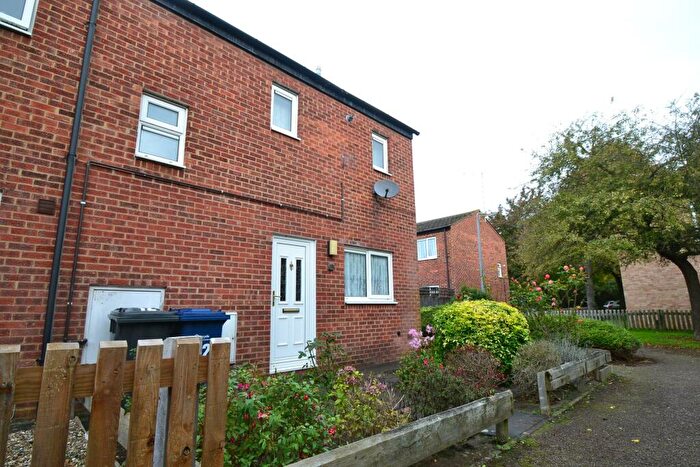 2 Bedroom Semi-Detached House To Rent In Leonard Close, Cambridge, CB5