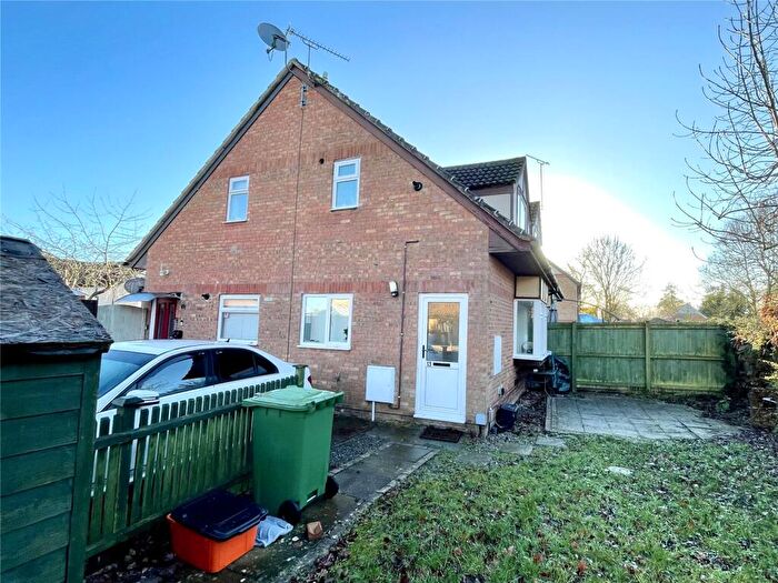 1 Bedroom Terraced House To Rent In Camden Close, Grange Park, Swindon, SN5