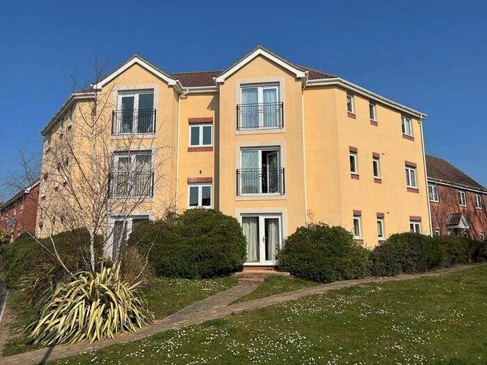 2 Bedroom Flat To Rent In Brickfield Close, Newport, PO30