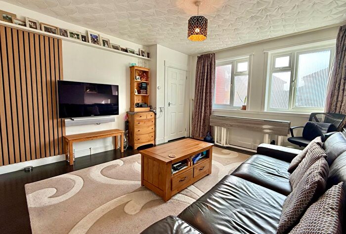 3 Bedroom Semi-detached House For Sale In Beryton Road, Gosport, PO12