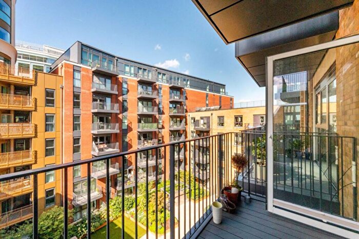 3 Bedroom Flat For Sale In Wheatfield Way, Kingston, Kingston Upon Thames, KT1