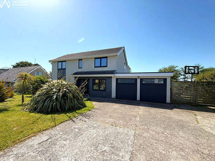 4 Bedroom Detached House For Sale In Lon Tudur, Llangefni, Anglesey, LL77