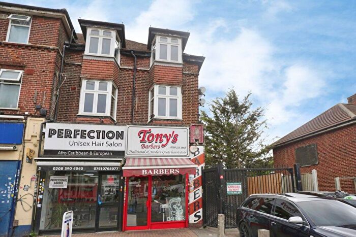 1 Bedroom Flat To Rent In Lodge Avenue Dagenham, RM8