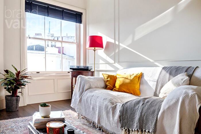 2 Bedroom Flat For Sale In Goldsmid Road, Hove, East Sussex, BN3