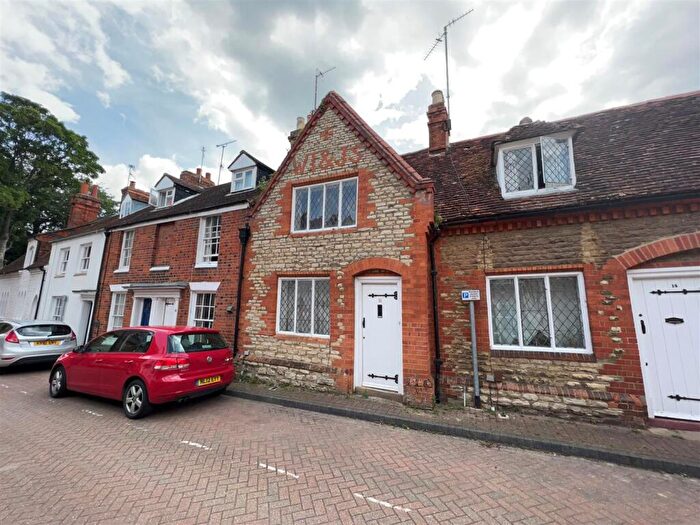 2 Bedroom Terraced House To Rent In New Street, Stony Stratford, Milton Keynes, MK11