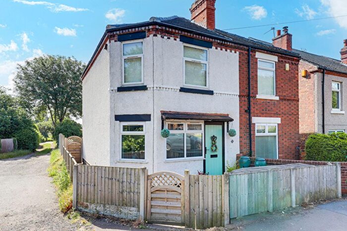2 Bedroom Semi-Detached House For Sale In Burton Road, Gedling, NG4