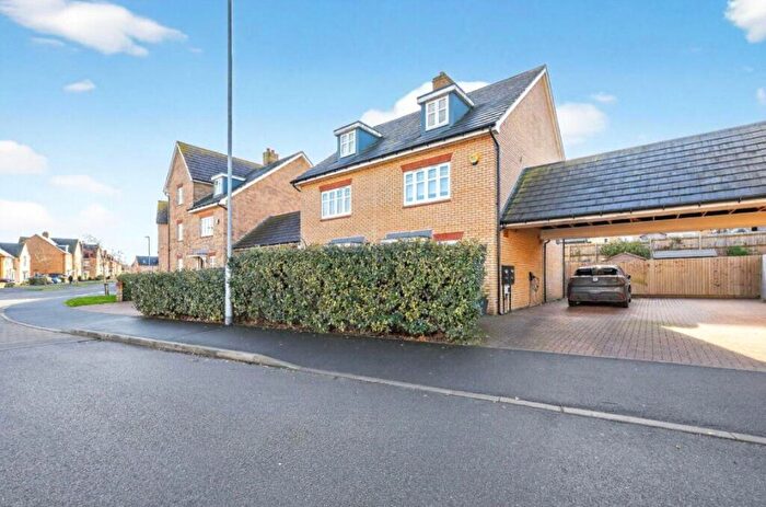 4 Bedroom Semi Detached House For Sale In Harlequin Crescent, Wixams, Bedford, Bedfordshire, MK42