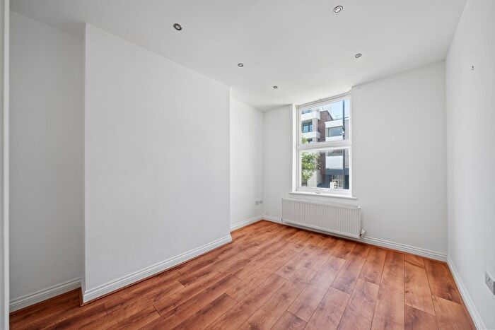 1 Bedroom Flat To Rent In Station Road, London, SE25