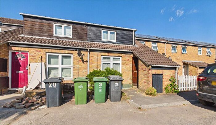 2 Bedroom Terraced House For Sale In Linnett Close, London, E4