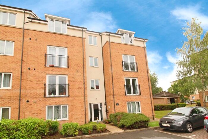 2 Bedroom Apartment To Rent In Cedar Drive, Seacroft, Leeds, West Yorkshire, LS14