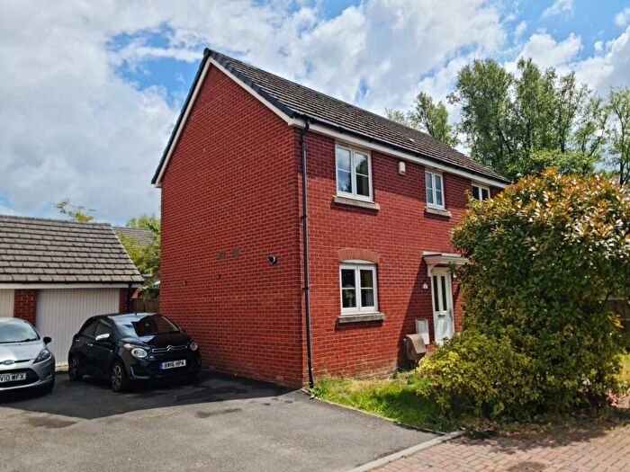 3 Bedroom Detached House For Sale In Marcroft Road, Port Tennant, Swansea, City And County Of Swansea., SA1