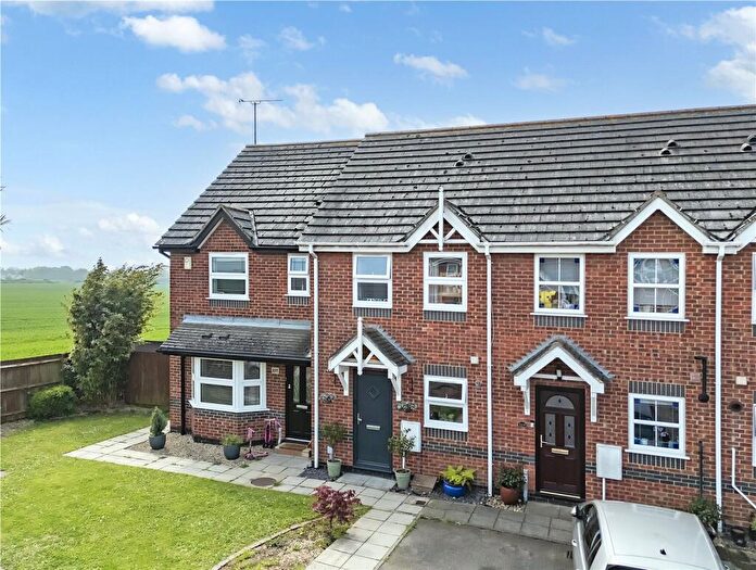 2 Bedroom Terraced House For Sale In Alexandra Road, Great Wakering, Essex, SS3
