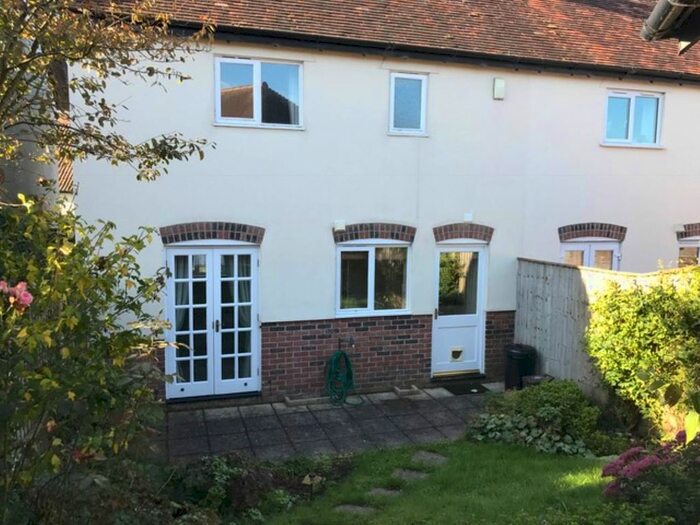 2 Bedroom Property To Rent In Applefield Road, Drimpton, DT8