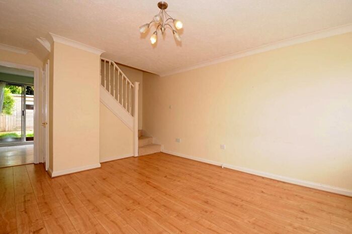 2 Bedroom End Of Terrace House To Rent In Percheron Drive, Knaphill, GU21