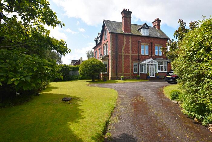 5 Bedroom Semi-Detached House For Sale In Thorncliffe Road, Barrow-In-Furness, LA14