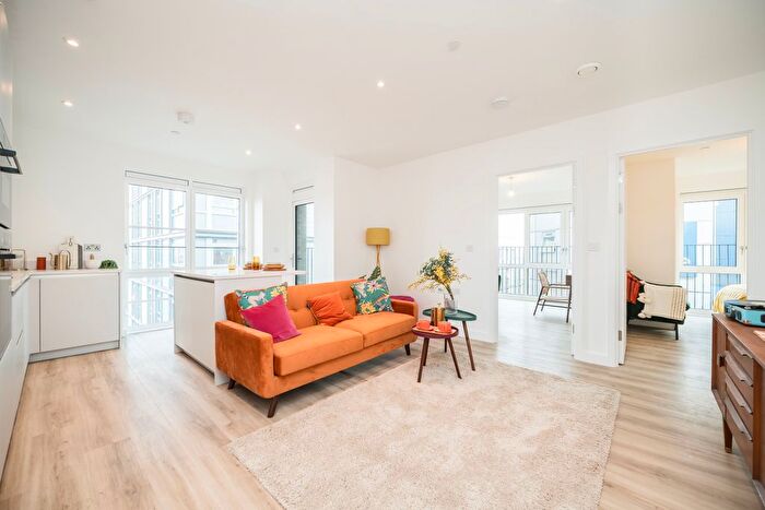 2 Bedroom Flat For Sale In Witan Street, London, E2
