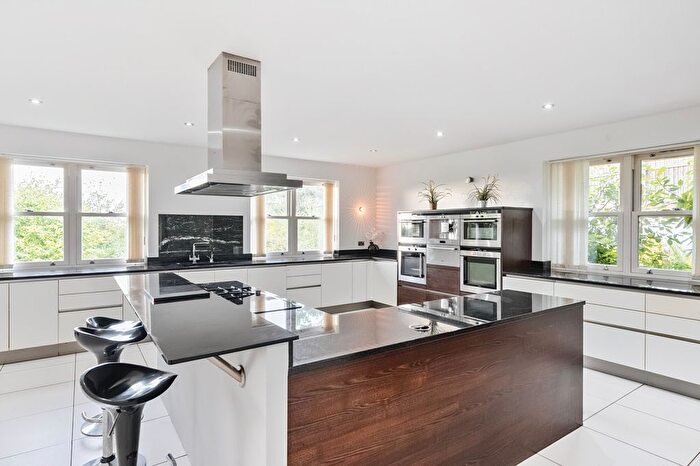 5 Bedroom Detached House For Sale In Mountview Road, Esher, KT10