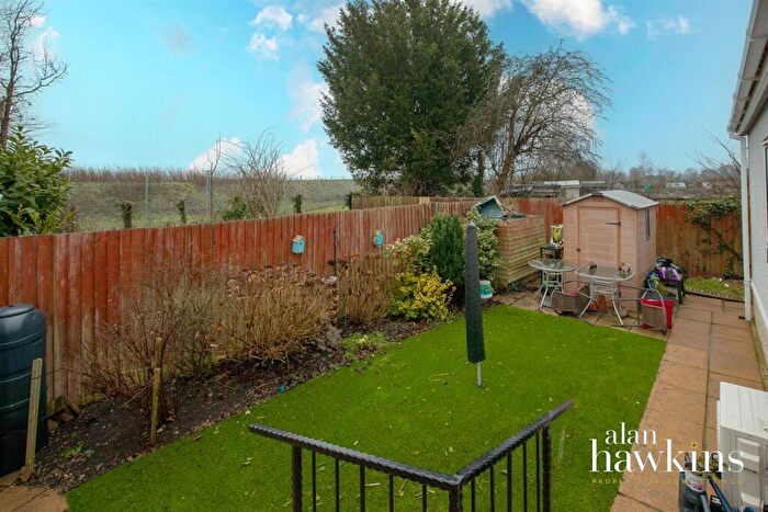 2 Bedroom Park Home For Sale In Church Park, Bradenstoke, Chippenham, SN15