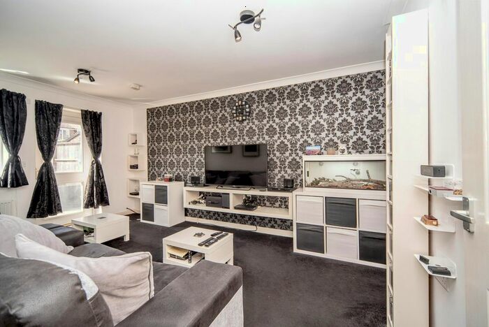 2 Bedroom Semi-Detached House For Sale In Gales Place, Cotton End, MK45