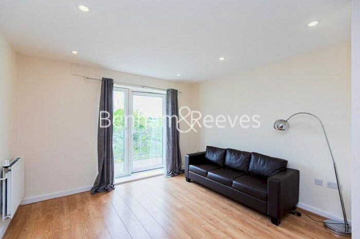 1 Bedroom Flat To Rent In Rosemont Road, Acton, W3
