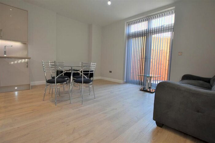 1 Bedroom Flat To Rent In Station House, Yiewsley, UB7