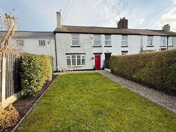 3 Bedroom Cottage For Sale In Bryning Lane, Wrea Green, PR4