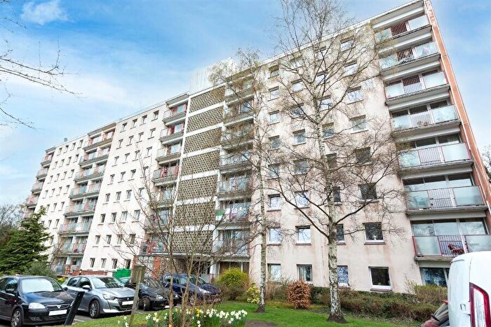 2 Bedroom Flat To Rent In Lochie Brae, Perth, Perthshire, PH2