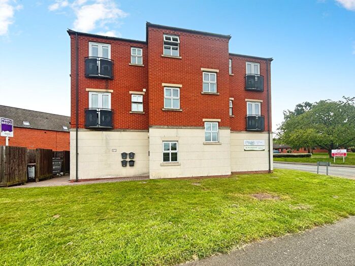 2 Bedroom Flat For Sale In Carram Way, Lincoln, LN1