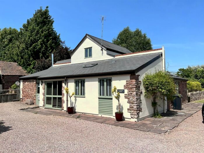 3 Bedroom Barn Conversion To Rent In Lea, Ross-On-Wye, Herefordshire, HR9