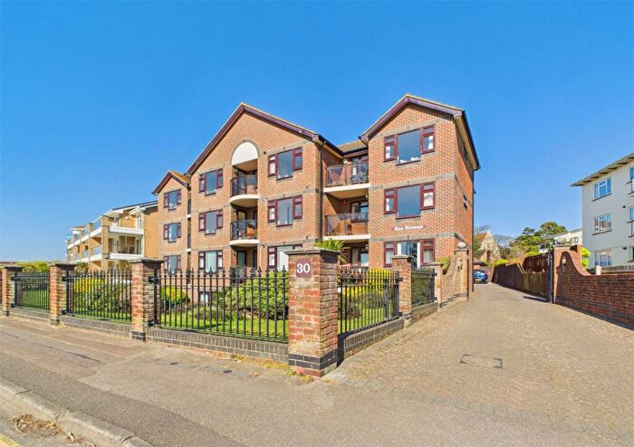 2 Bedroom Apartment For Sale In St. Catherines Road, Bournemouth, Dorset, BH6