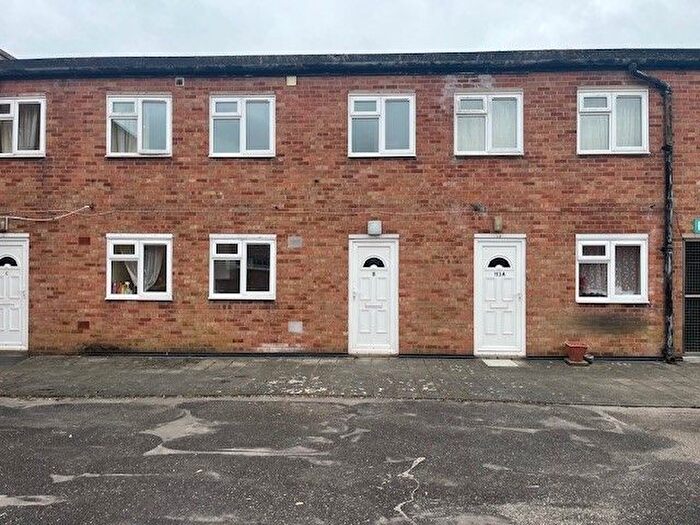2 Bedroom Maisonette To Rent In High Street, Huntingdon, PE29