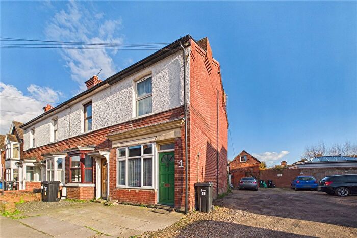 1 Bedroom Detached House To Rent In Wescott Road, Wokingham, Berkshire, RG40