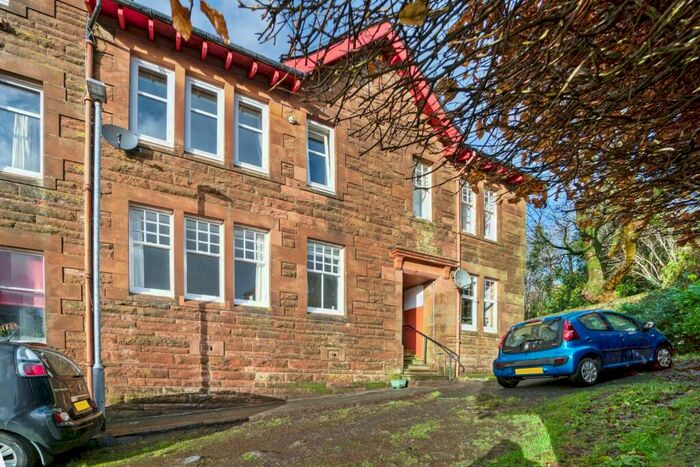 2 Bedroom Apartment To Rent In Glenburn Place, Kilmacolm, PA13