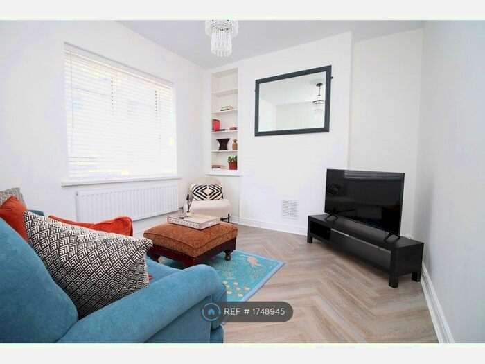 4 Bedroom Terraced House To Rent In Harold Street, Cardiff, CF24