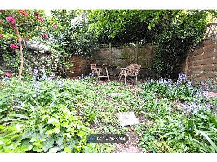 2 Bedroom Flat To Rent In Archway Road, London, N6