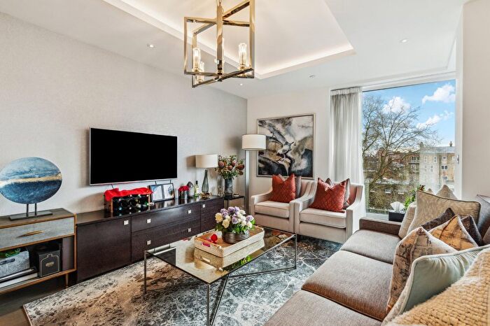 2 Bedroom Flat To Rent In Radnor Terrace, High Street Kensington, W14