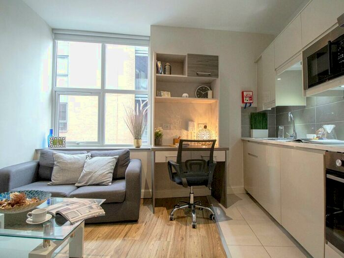 Apartment To Rent In Eagle House #, M3