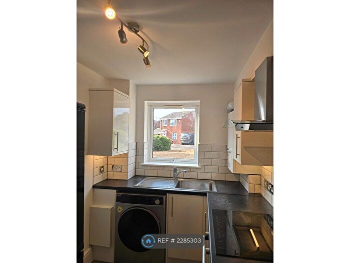 1 Bedroom Flat To Rent In Braithwaite Avenue, Romford, RM7