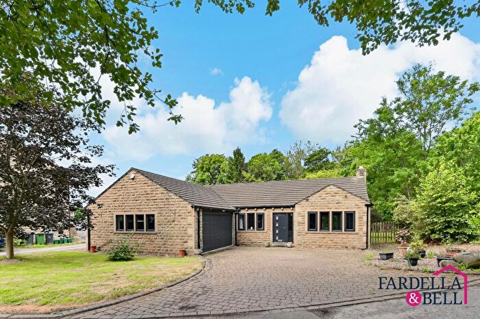 3 Bedroom Bungalow For Sale In Greenfield Road, Colne, BB8