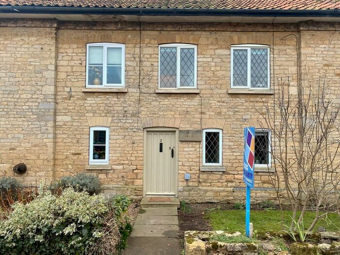2 Bedroom Cottage To Rent In Walcot, Sleaford, NG34